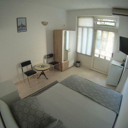 Salona Suite Екстериор снимка